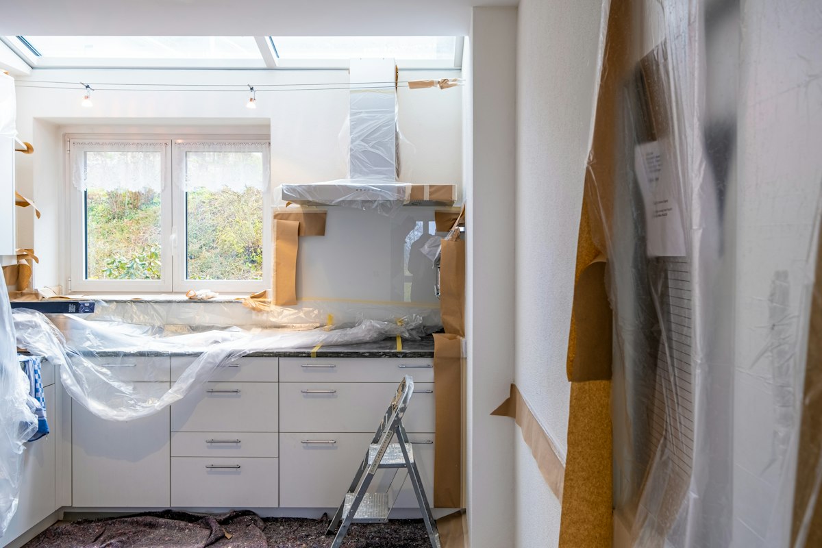 Hiring a Professional Contractor for Kitchen Remodel Projects: A Strategic Approach